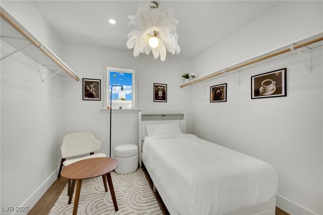 2160 Pueblo Circle, Las Vegas, NV 89169