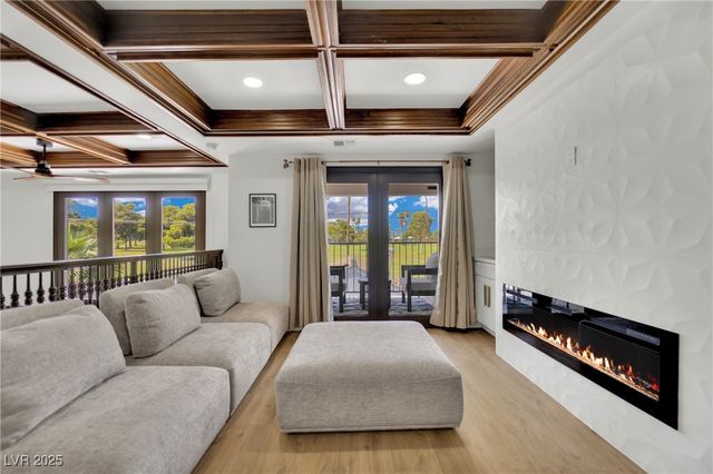 2160 Pueblo Circle, Las Vegas, NV 89169