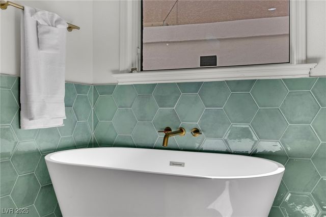 2160 Pueblo Circle, Las Vegas, NV 89169