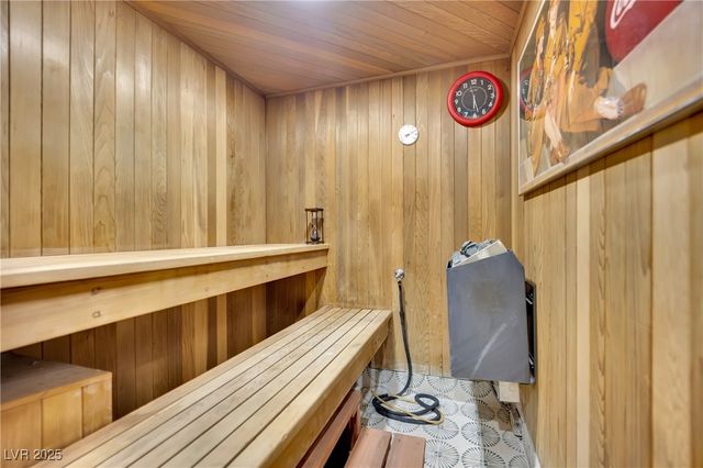 2160 Pueblo Circle, Las Vegas, NV 89169