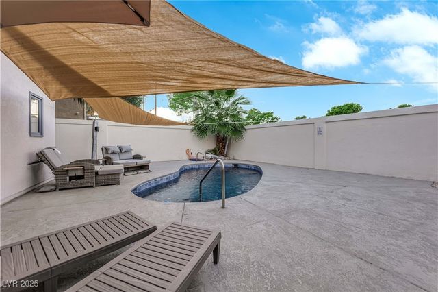 2160 Pueblo Circle, Las Vegas, NV 89169