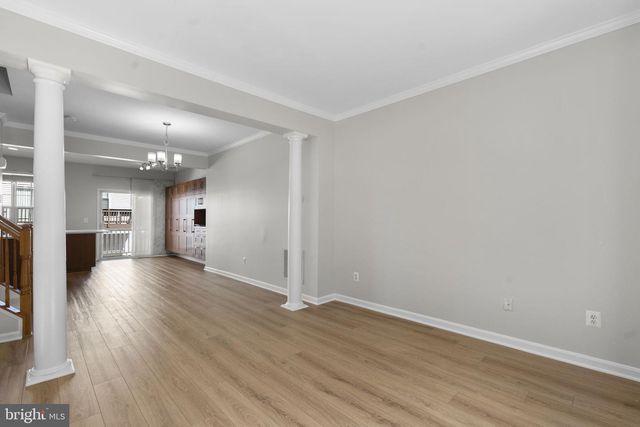 3819 EISENHOWER AVE, Alexandria, VA 22304