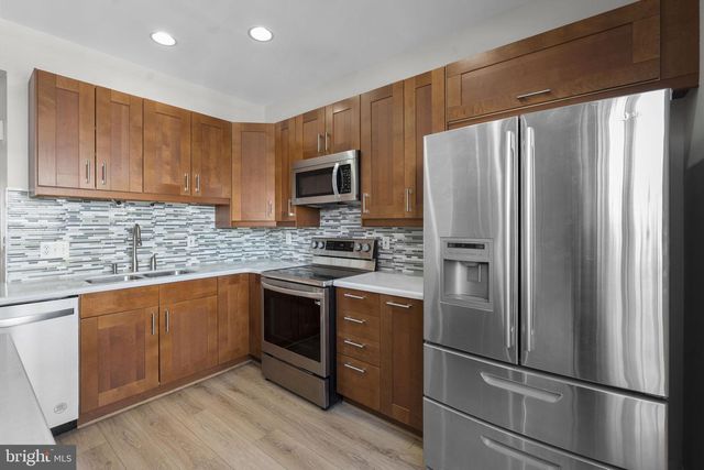 3819 EISENHOWER AVE, Alexandria, VA 22304