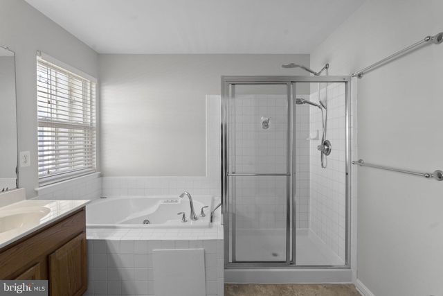 3819 EISENHOWER AVE, Alexandria, VA 22304
