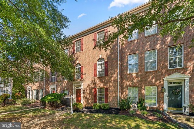 3819 EISENHOWER AVE, Alexandria, VA 22304