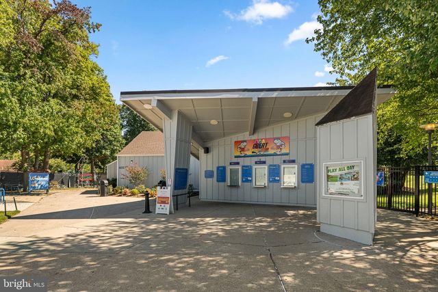 3819 EISENHOWER AVE, Alexandria, VA 22304