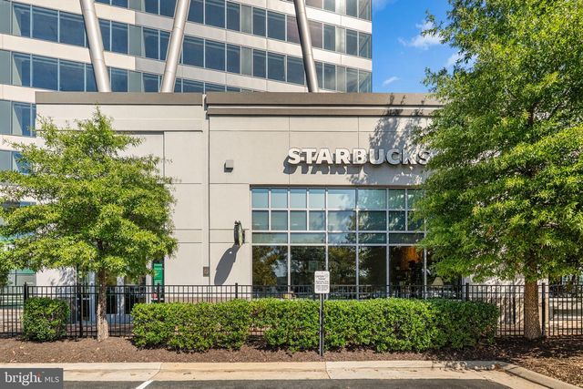 3819 EISENHOWER AVE, Alexandria, VA 22304