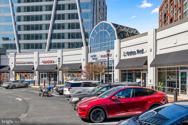3819 EISENHOWER AVE, Alexandria, VA 22304