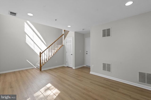 3819 EISENHOWER AVE, Alexandria, VA 22304