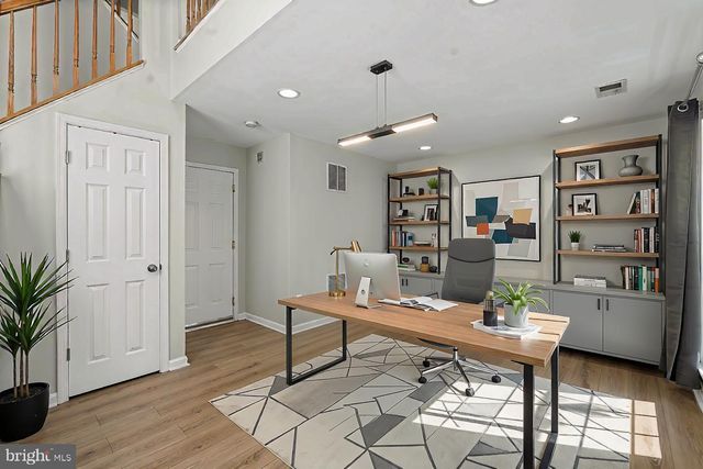 3819 EISENHOWER AVE, Alexandria, VA 22304