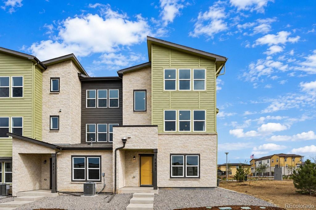 24141 E 54th Place, Aurora, CO 80019