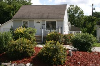 3268 Troy Drive, Troy, MI 48083