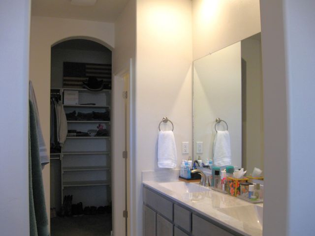 17 Calle Guaymas, Los Lunas, NM 87031
