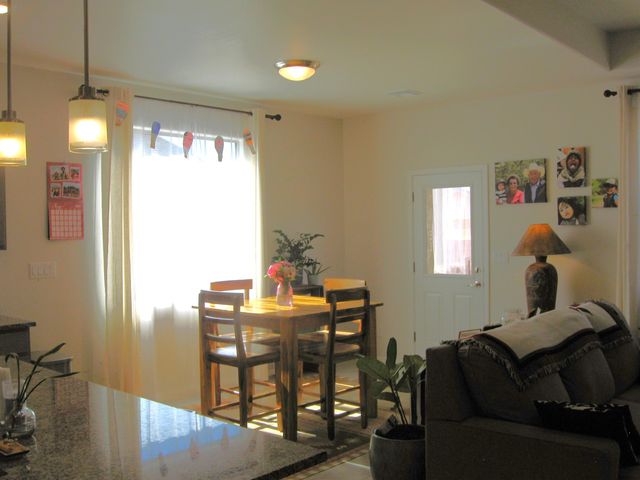 17 Calle Guaymas, Los Lunas, NM 87031
