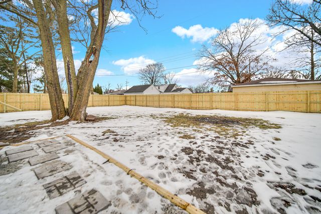 2790 Emerson Street, Portage, IN 46368