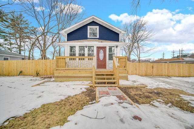 2790 Emerson Street, Portage, IN 46368