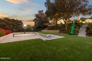 911 Vivian Circle, Newbury Park, CA 91320