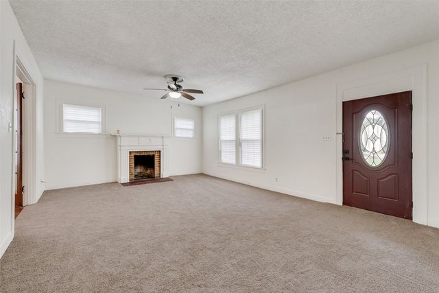 1609 Walworth, Greenville, TX 75401