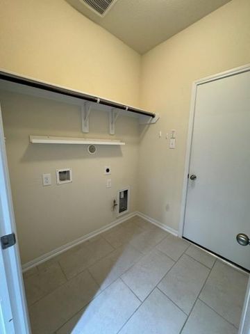 3036 Tulip Poplar Trail E, Conroe, TX 77301