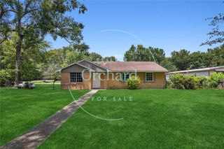 9196 White Oak Drive, Conroe, TX 77384