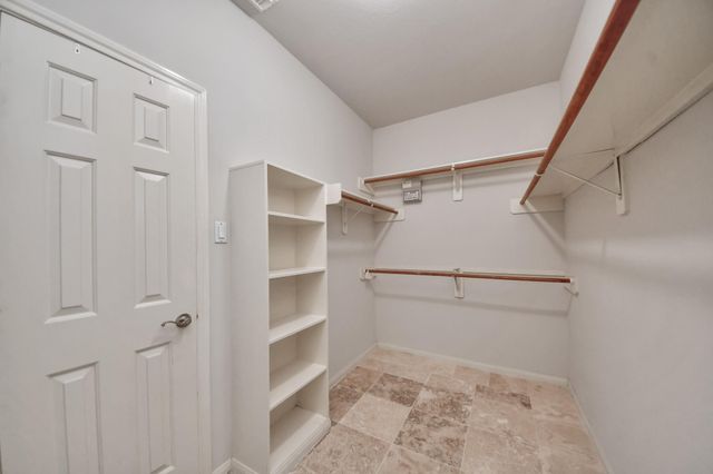 610 Ashley Cove Court, Houston, TX 77094
