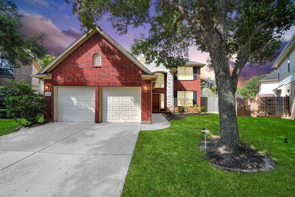 610 Ashley Cove Court, Houston, TX 77094