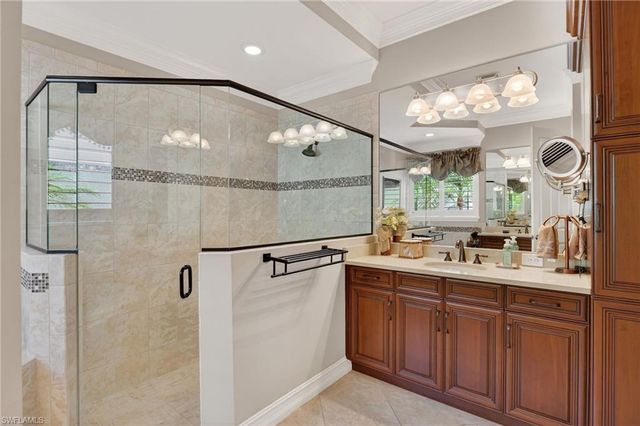 7352 Lantana WAY, Naples, FL 34119