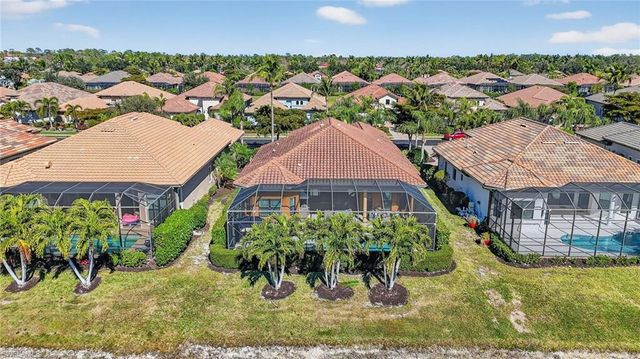7352 Lantana WAY, Naples, FL 34119