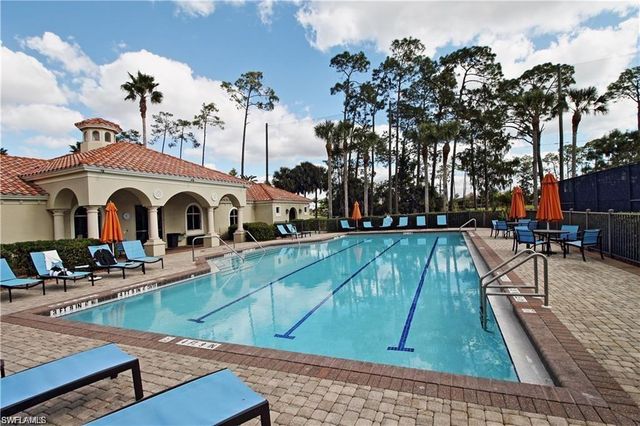 7352 Lantana WAY, Naples, FL 34119