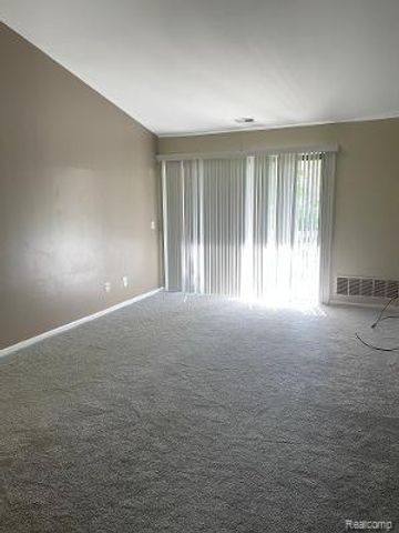 42715 LILLEY POINTE Drive 108, Canton Charter Township, MI 48187