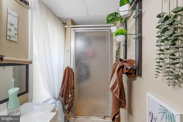 39 BLAKE AVE, Jenkintown, PA 19046