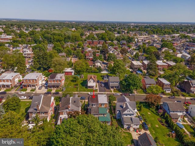 39 BLAKE AVE, Jenkintown, PA 19046