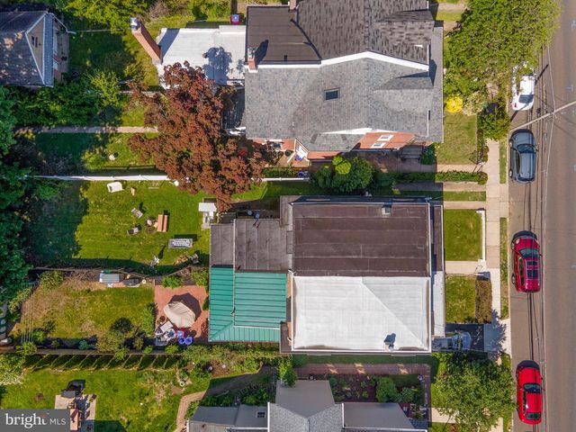 39 BLAKE AVE, Jenkintown, PA 19046