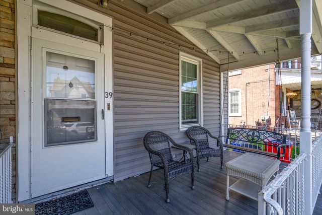 39 BLAKE AVE, Jenkintown, PA 19046
