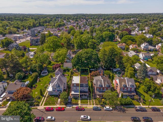 39 BLAKE AVE, Jenkintown, PA 19046