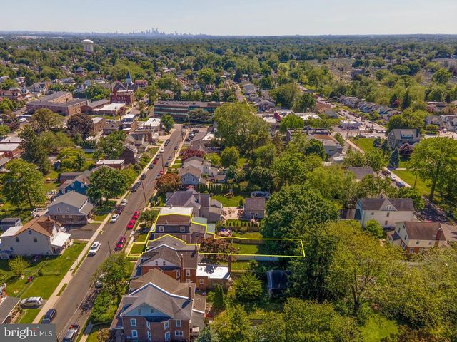 39 BLAKE AVE, Jenkintown, PA 19046