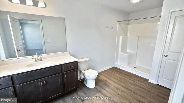 16 ARCADIA DR, Elizabethtown, PA 17022