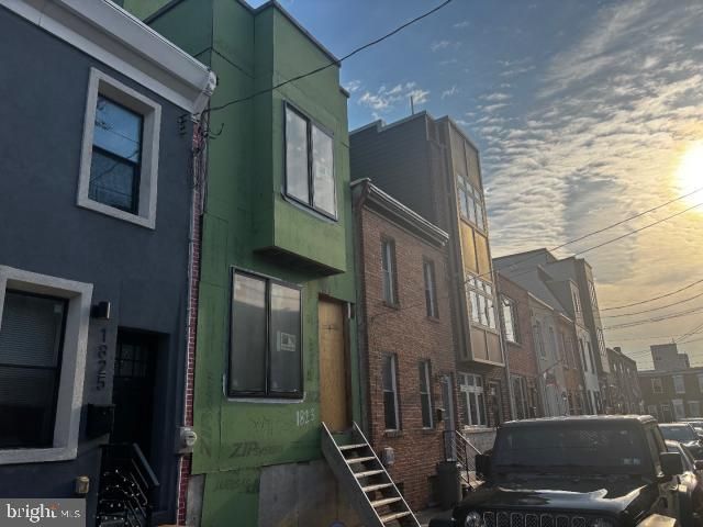 1823 WILDER ST, Philadelphia, PA 19146