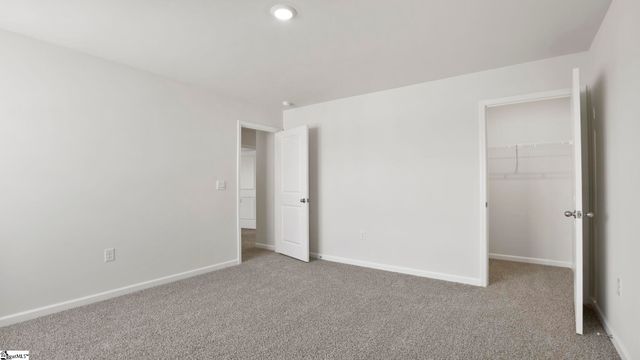 210 Alistar Avenue, Gray Court, SC 29645