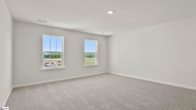 210 Alistar Avenue, Gray Court, SC 29645