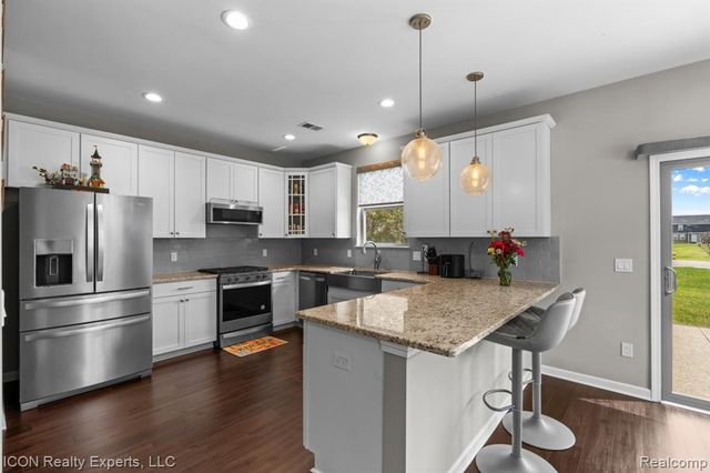 23668 Clarewood Street, Macomb, MI 48042