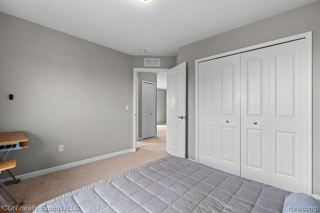 23668 Clarewood Street, Macomb, MI 48042