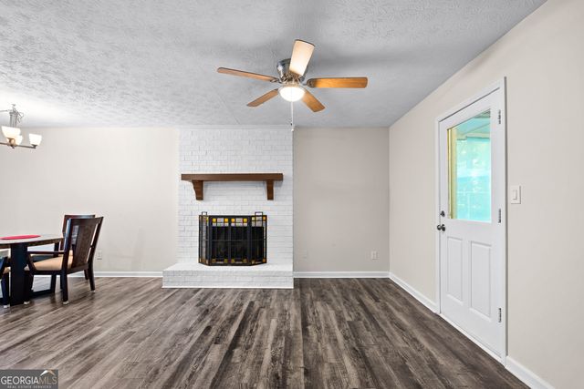 230 Ridge Road, Tyrone, GA 30290