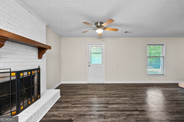 230 Ridge Road, Tyrone, GA 30290