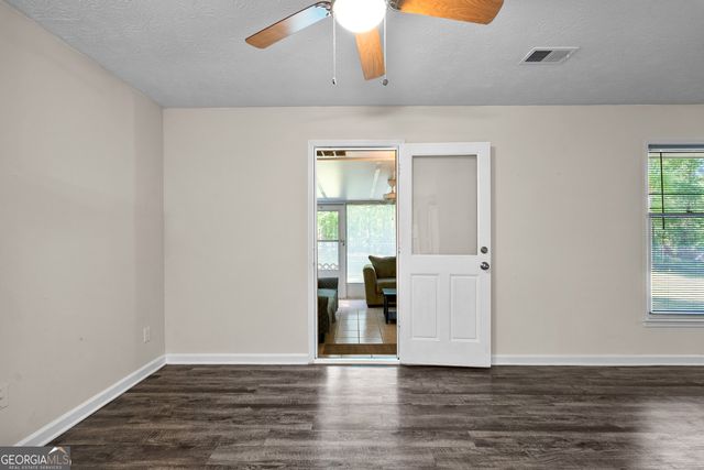 230 Ridge Road, Tyrone, GA 30290