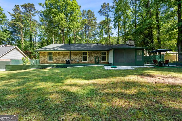 230 Ridge Road, Tyrone, GA 30290