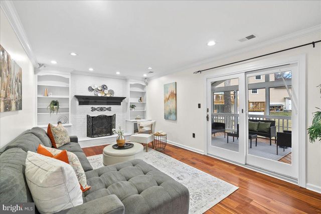 7596 RUXTON DR, Springfield, VA 22153