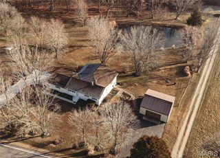 18105 Highway 8, St James, MO 65559