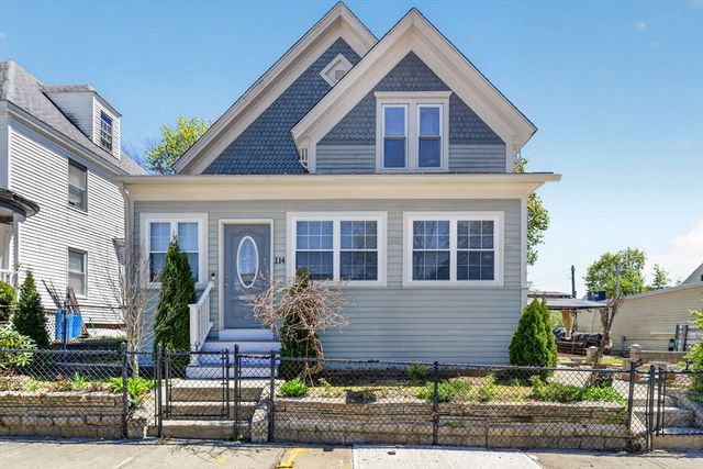 114 Lovell St, Worcester, MA 01603
