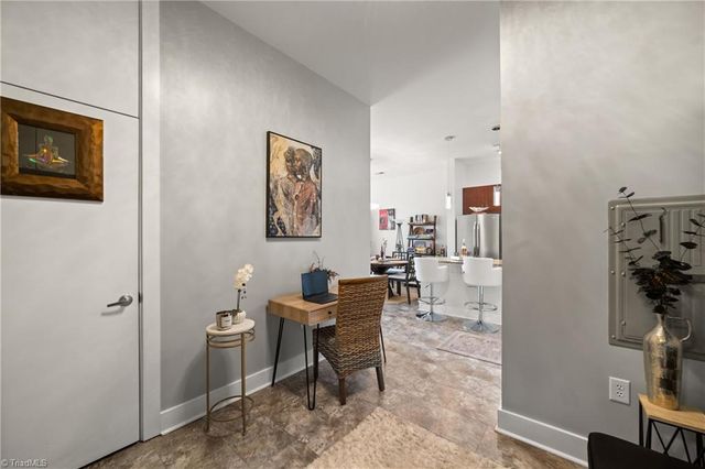 810 W 4th Street 314, Winston-salem, NC 27101